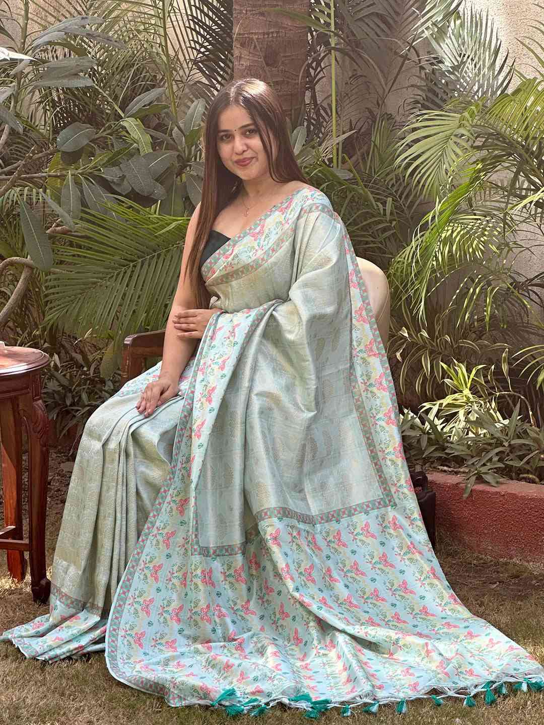 Elegant Self Zari Kanjivaram Saree with Butterfly Print