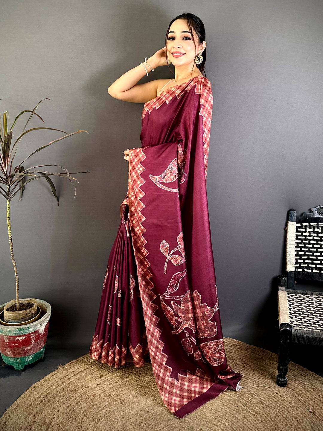 Elegant Applique Print Tussar Saree