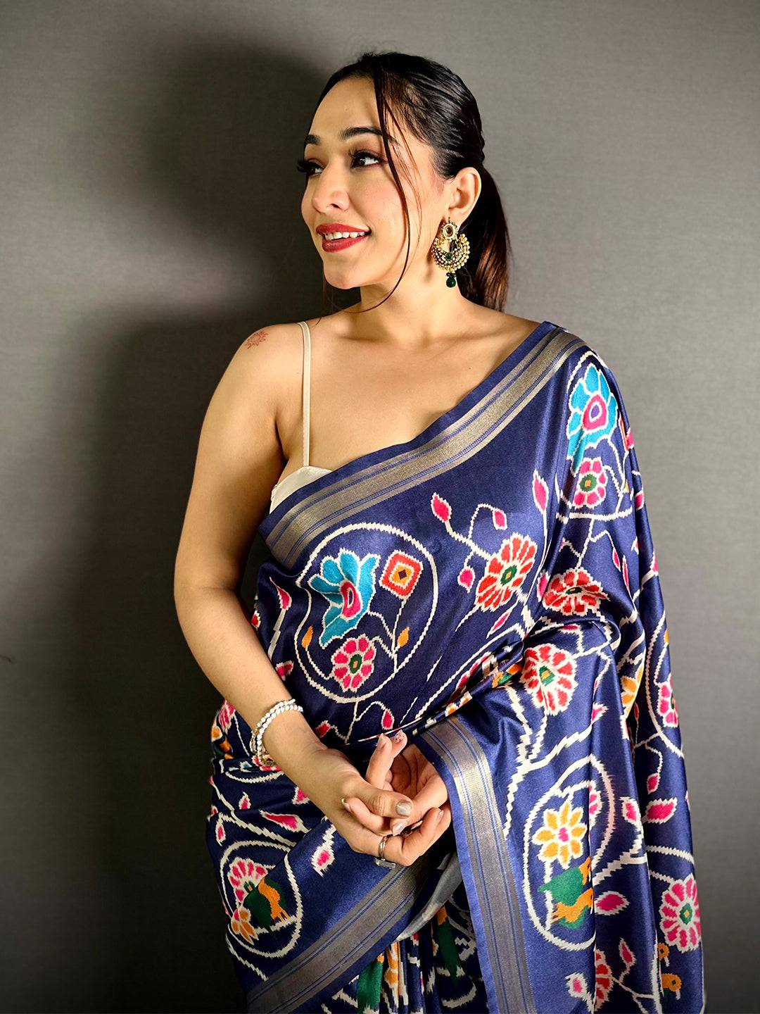 Celebrity Gaji Lakda Patta Patola Saree