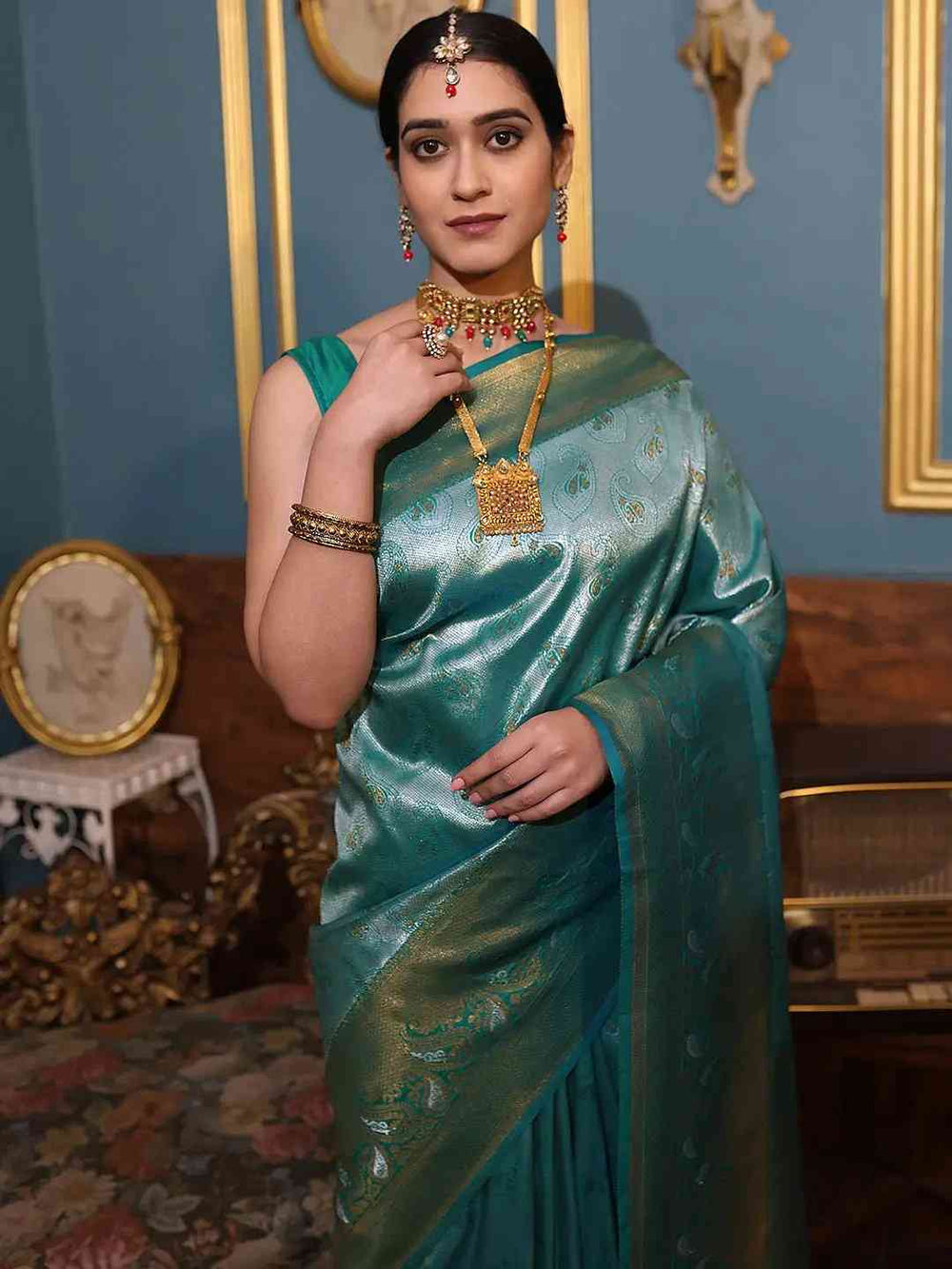 Kanjivaram Silk Saree With Zari Work