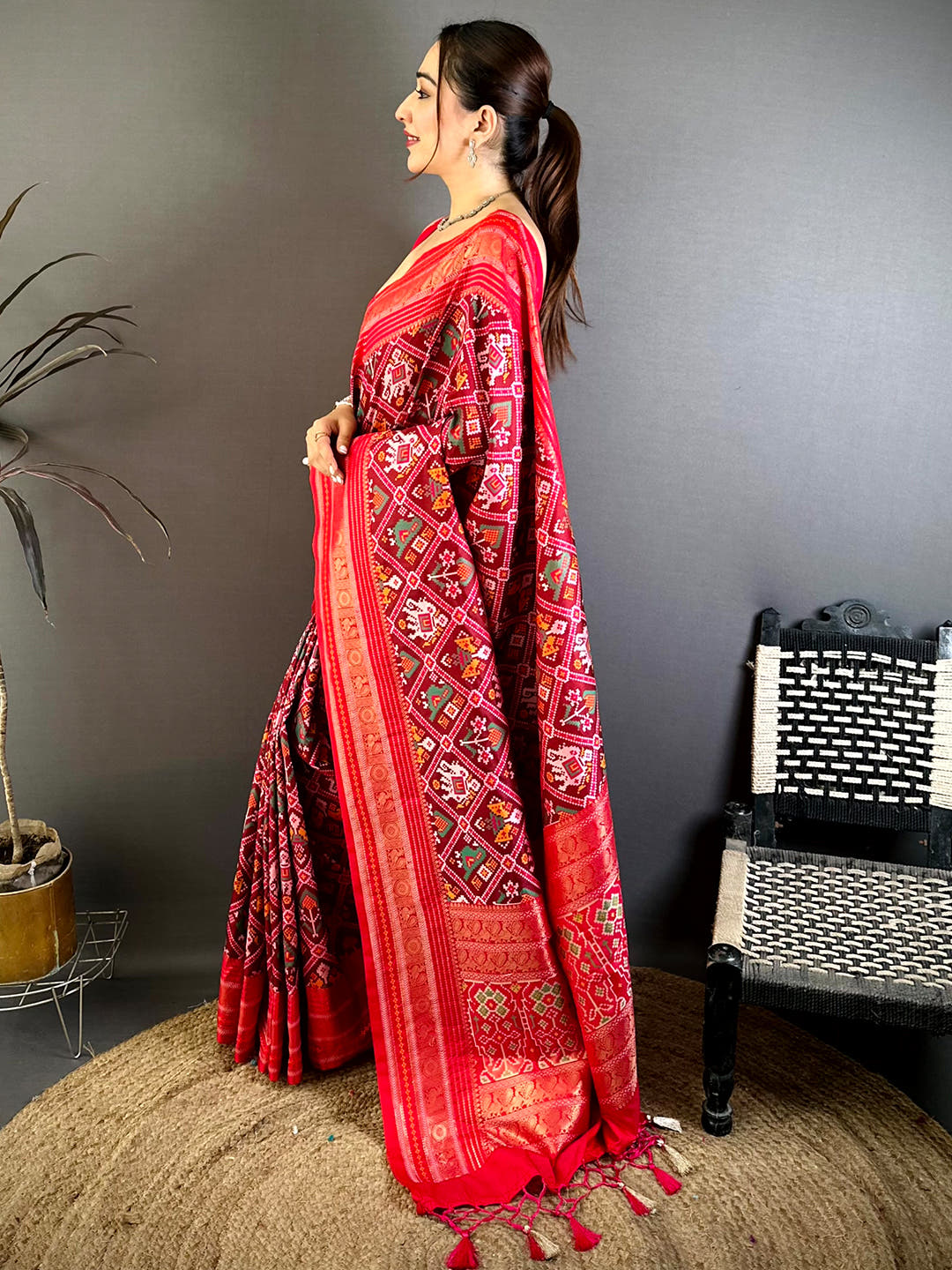 Regal Double Ikkat Patola Kanchi Border Saree