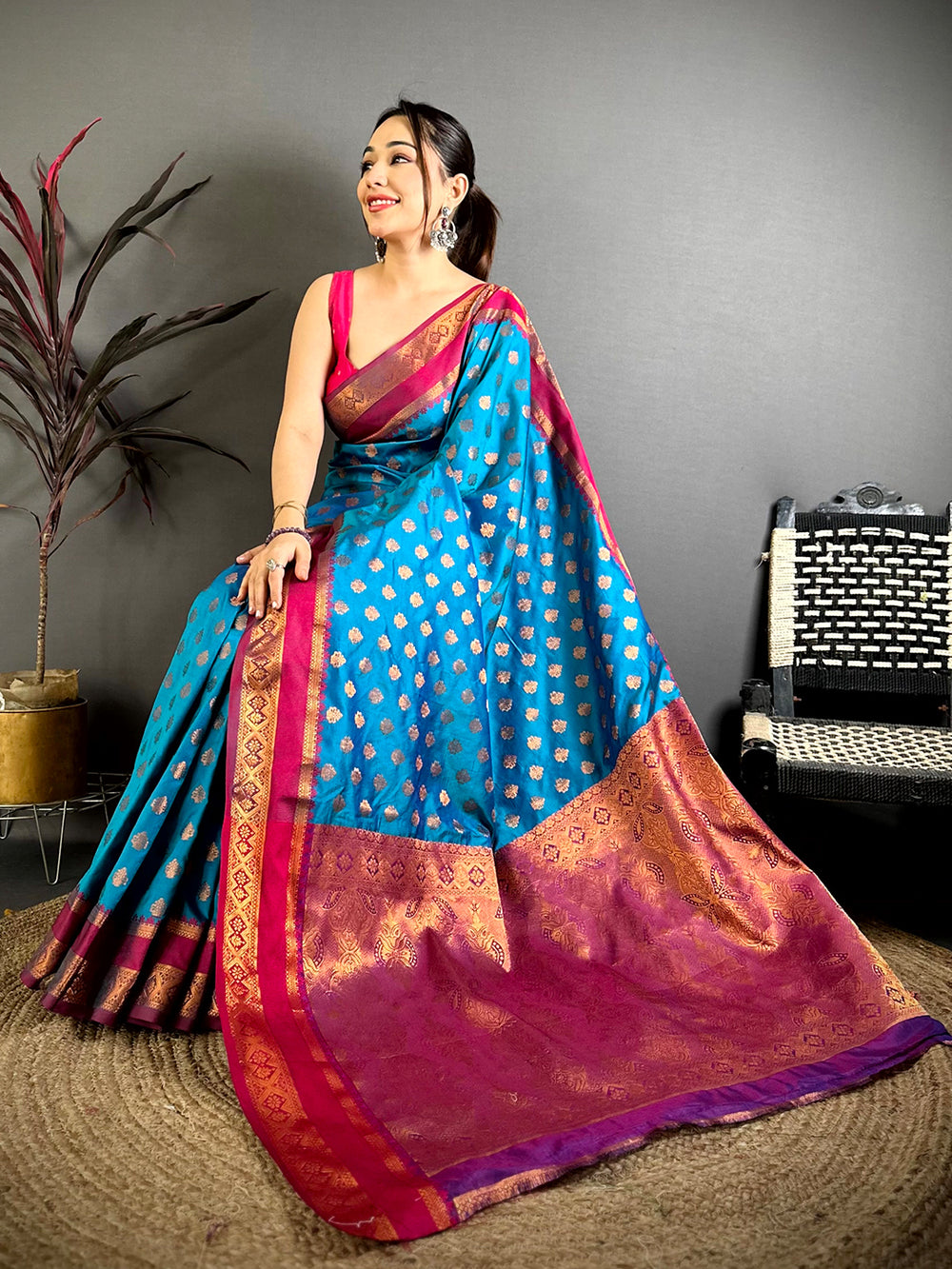 Opulent Bantex Border Banarasi Saree