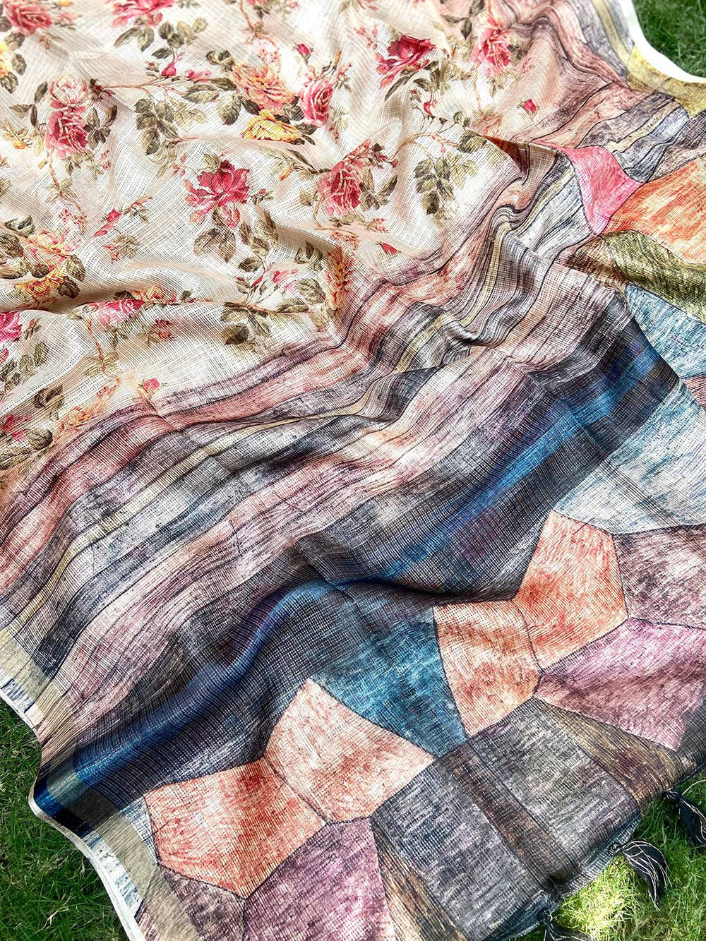 Soft Kota Doriya Silk Saree With Flower & abstect Prints