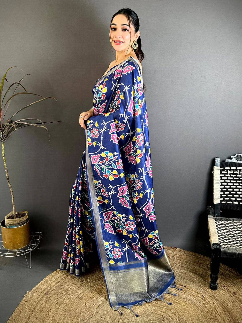 Radiant Gold Lakda Patta Kalamkari Saree