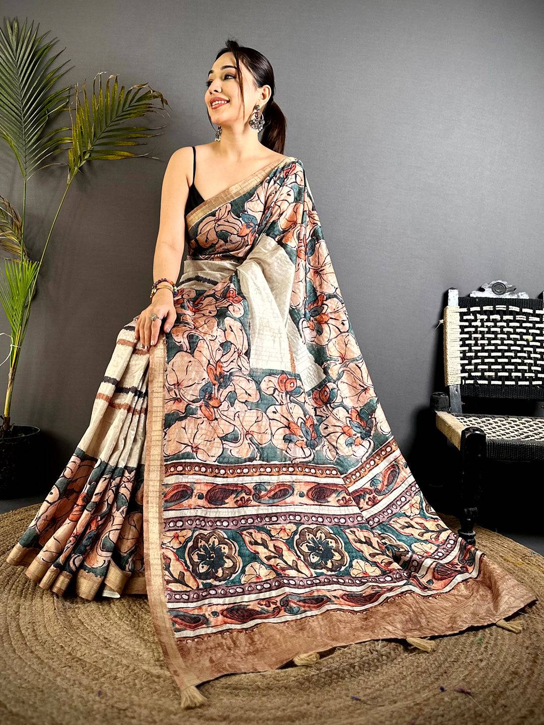 Stylish Ghicha Tussar Digital Art Saree