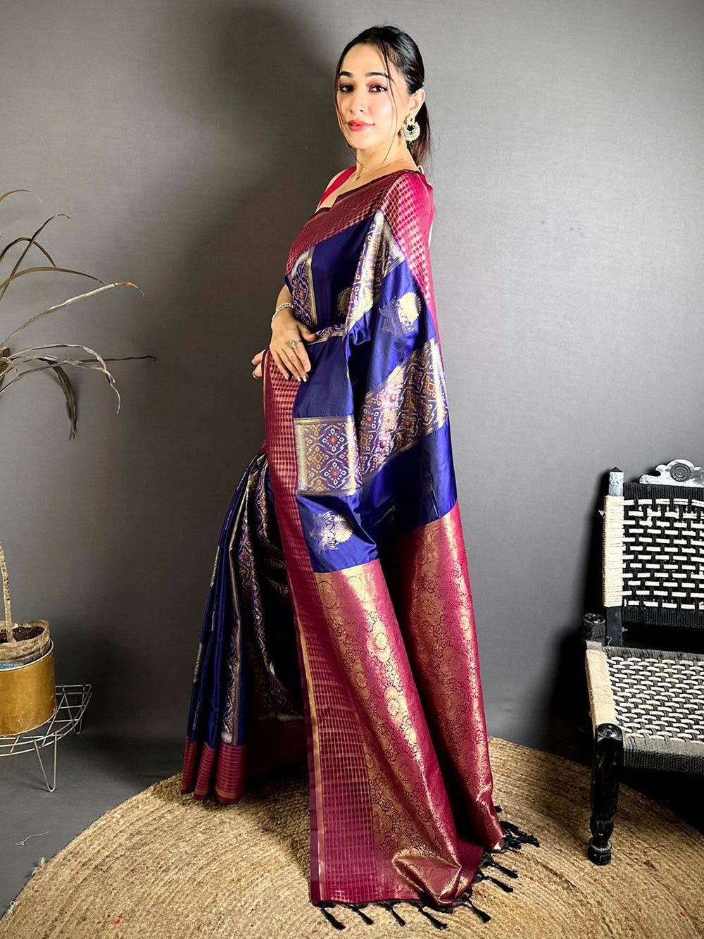 Opulent Soft Silk Patola Ikkat Pink Pallu Saree