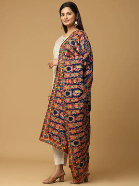 Side view of navy pashmina dupatta with vibrant patterns