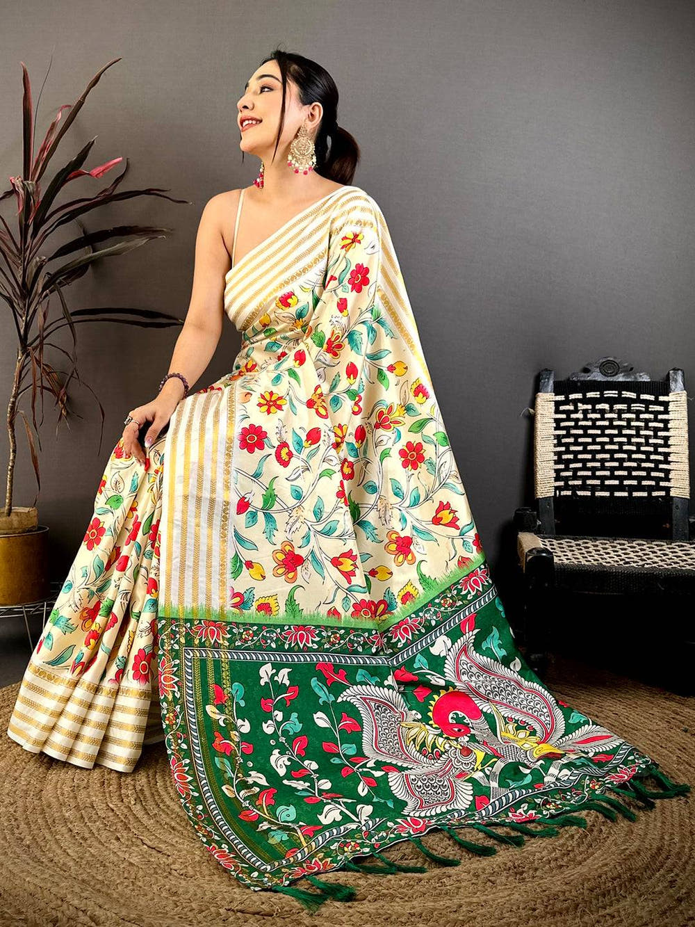 Royal Gold 5 Line Zari Kalamkari Saree