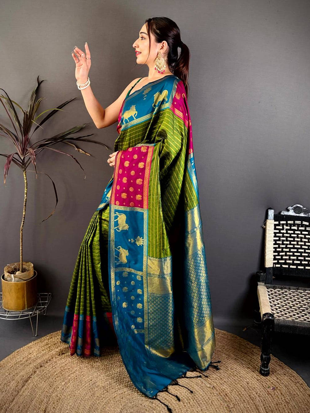 Royal Soft Silk Striped Pattern Saree