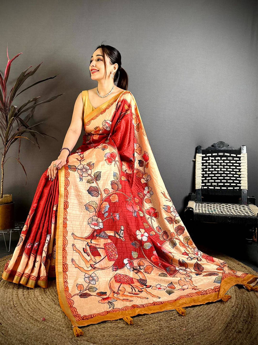 Majestic Kalamkari Art Print Saree