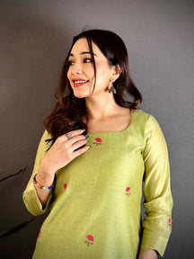 Radiant Pista Floral Cotton Dress