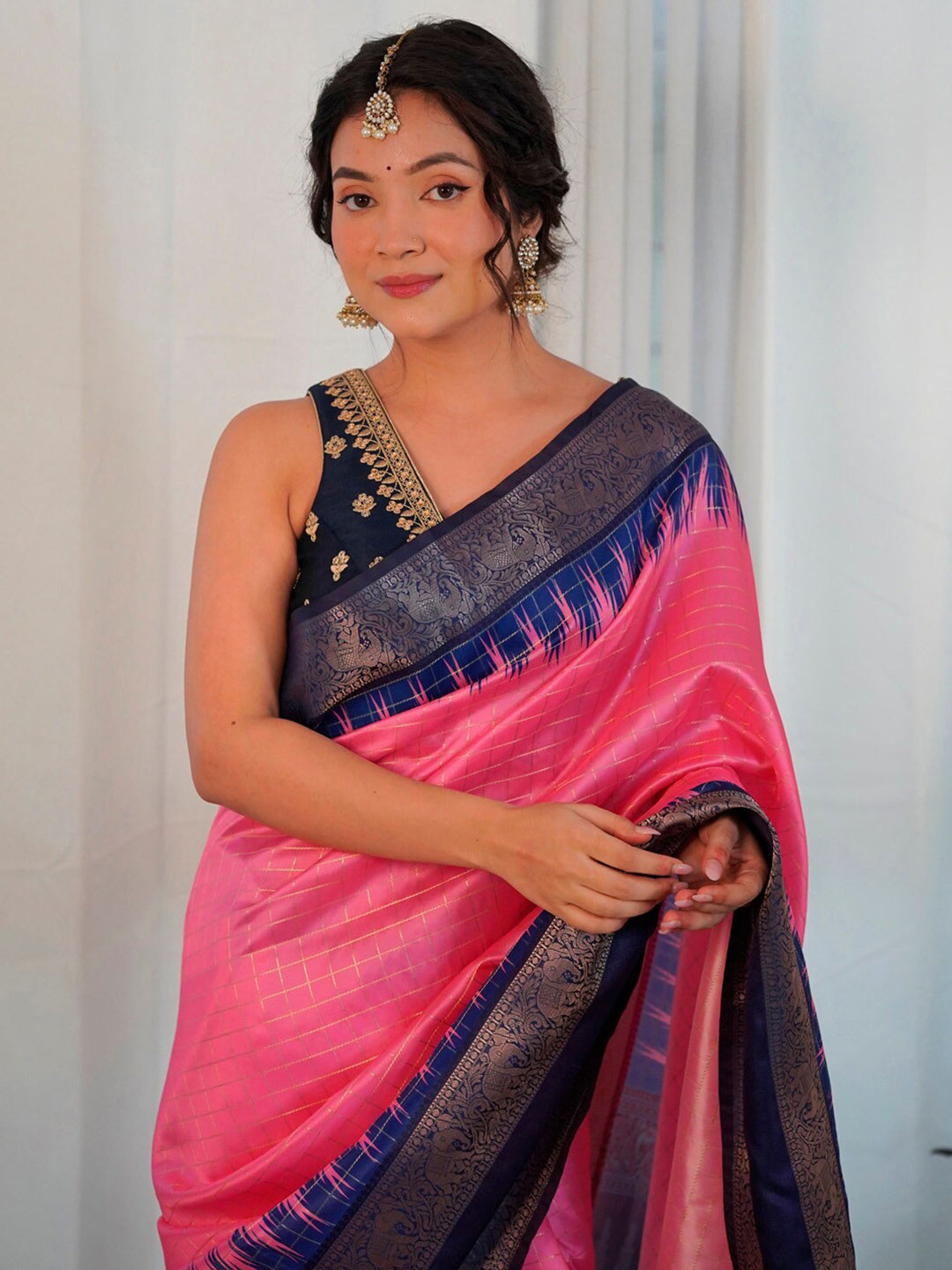 Pink Colour Banarasi Soft Silk Gadwal Pattu Zari Weaving Party Wear Saree