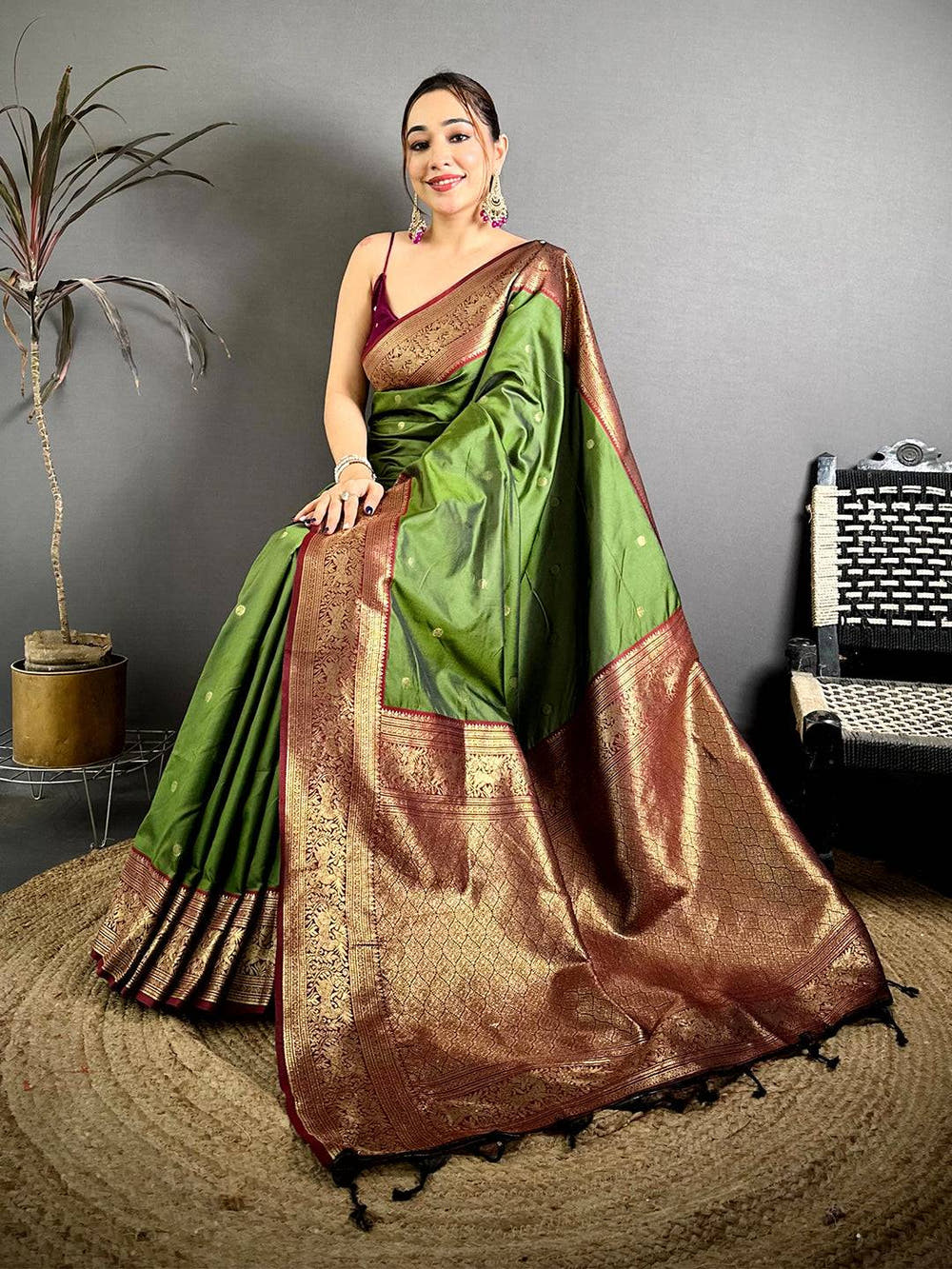 Olive Soft Silk Kanchi Zari Border Saree