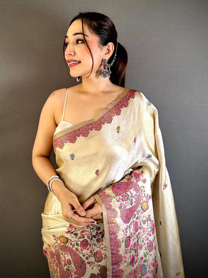 Elegant Paisley Jacquard Zari Weaving Saree