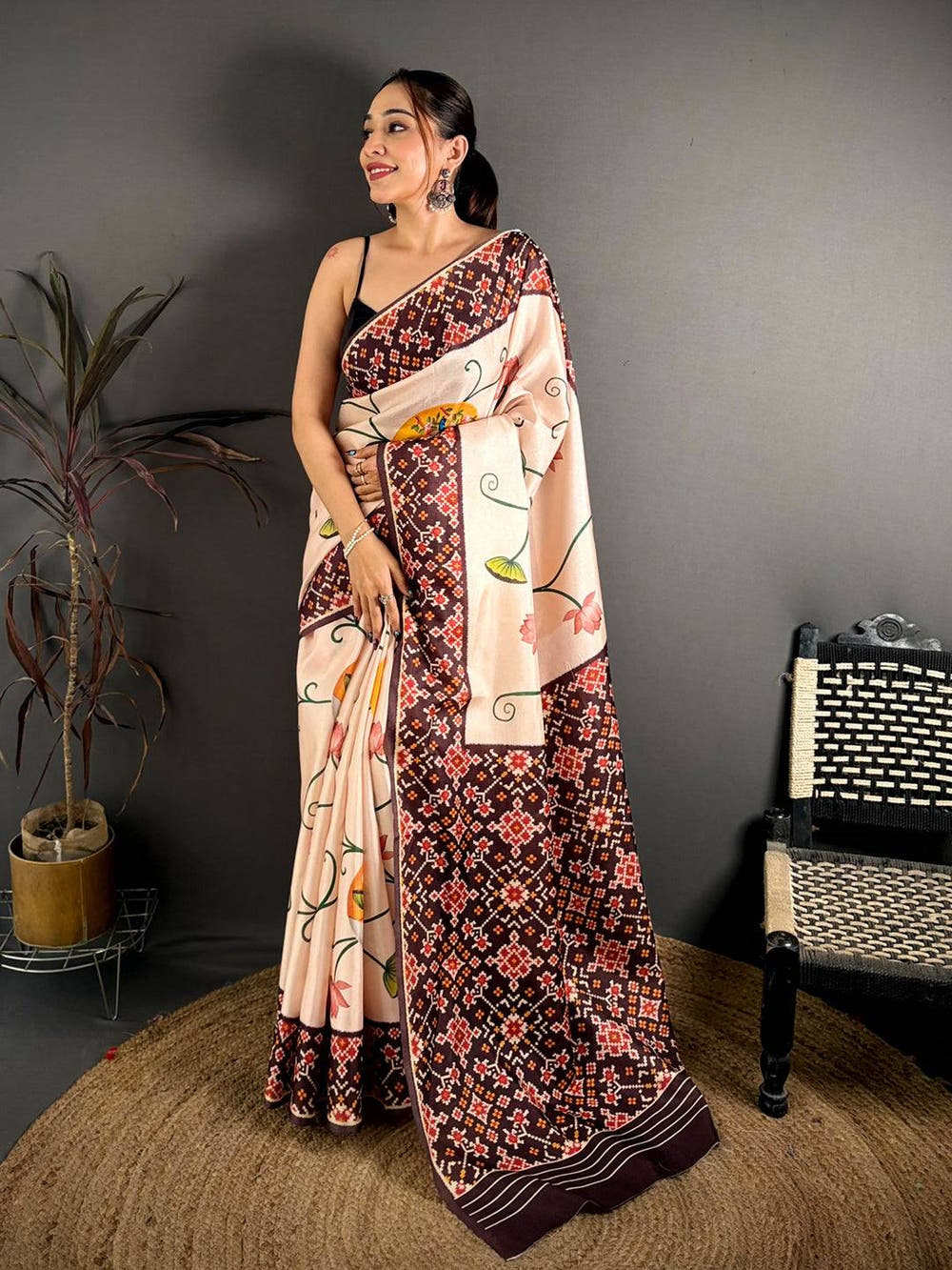 Exclusive Ikkat Pichwai Print Tussar Saree
