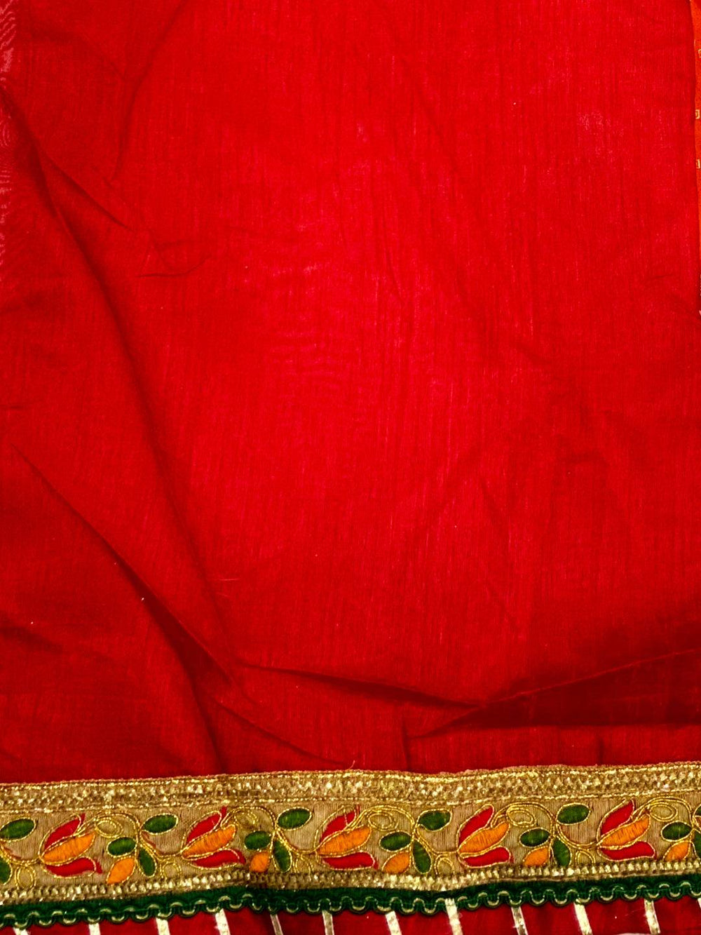 Glamorous Bandhej Print Saree