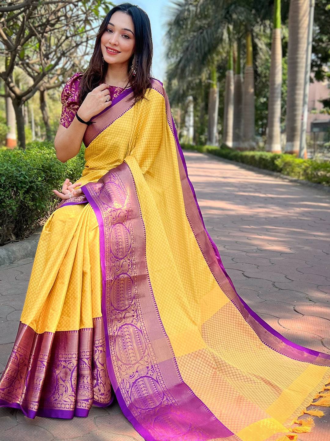 Luxurious Yellow Silk Saree with Intricate Weaving
