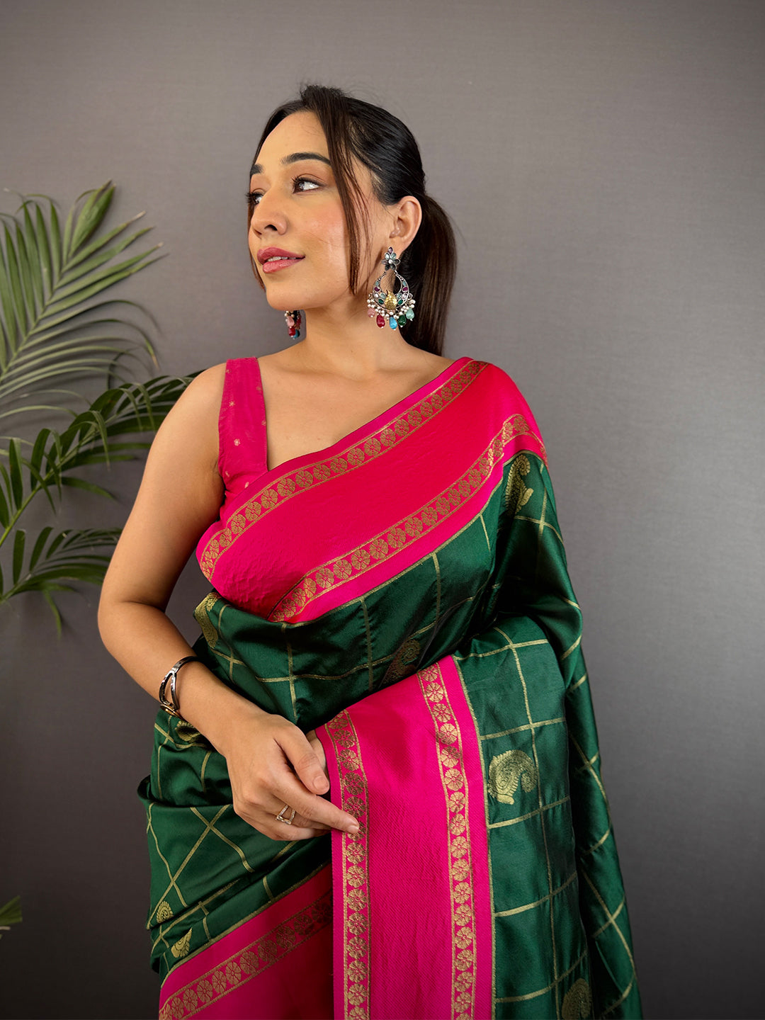 Intricate Paisley Silk Saree With Radiant Pink Pallu