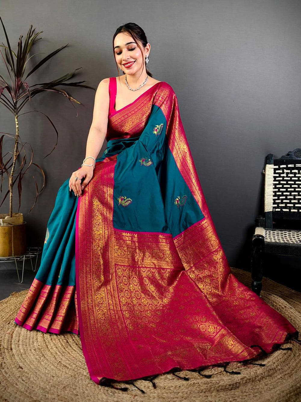 Soft Gadwal Pattu Minakari Butta Saree

