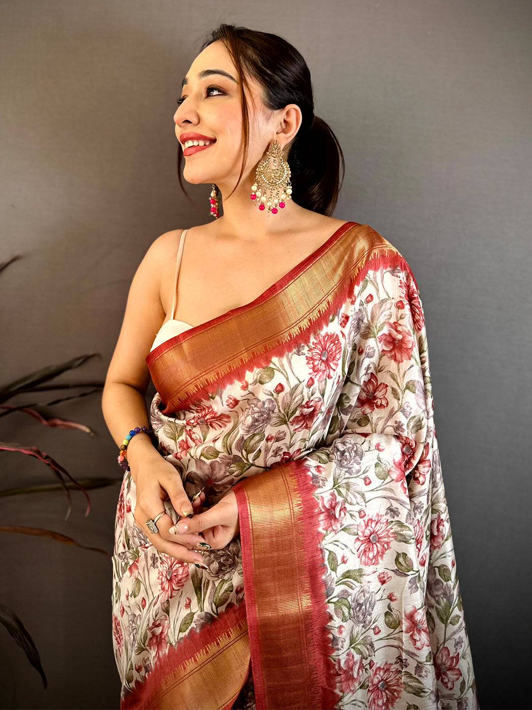 Red Floral Beauty Designer Saree