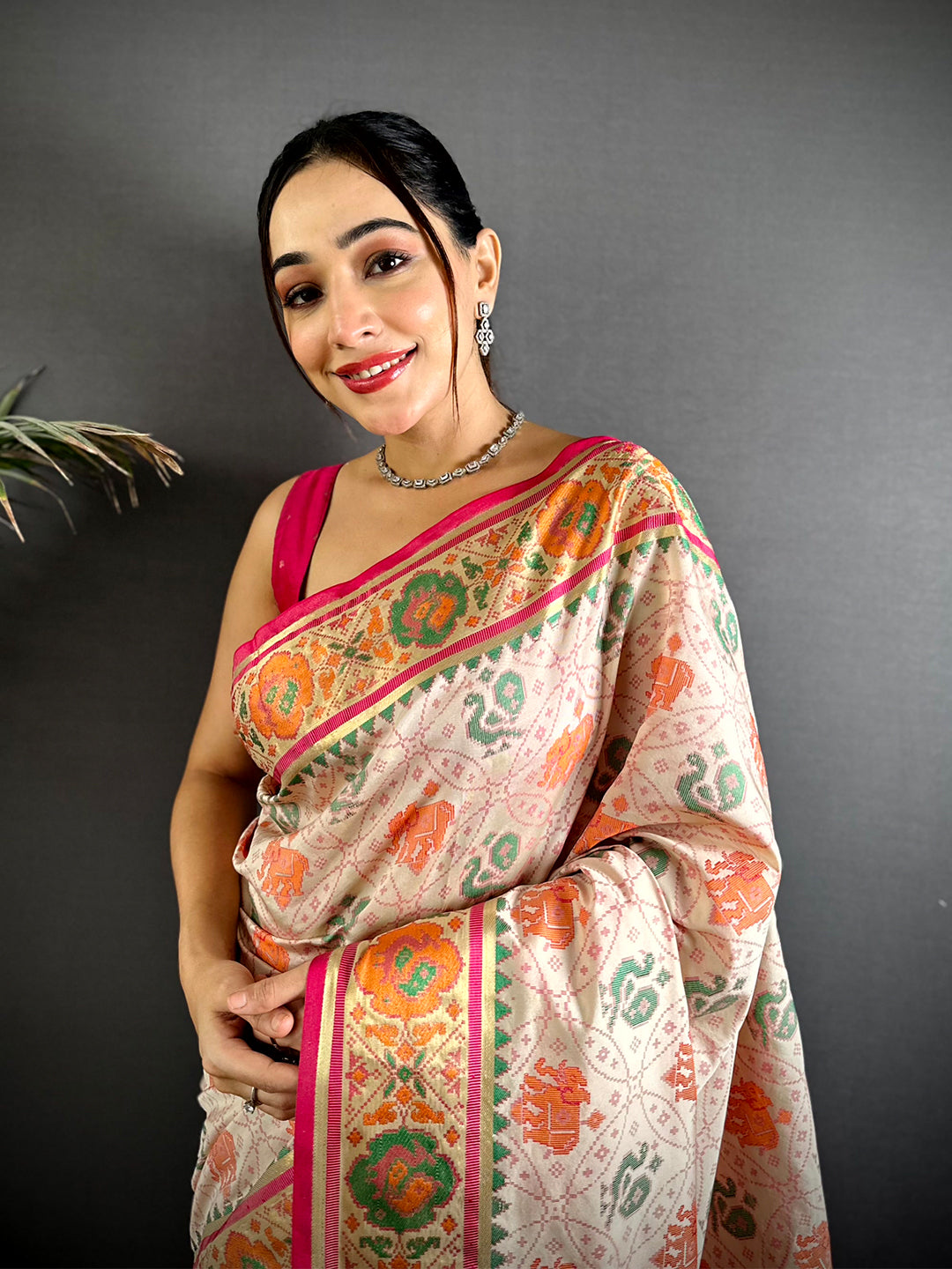Elegant White Pochampally Patola Silk Saree
