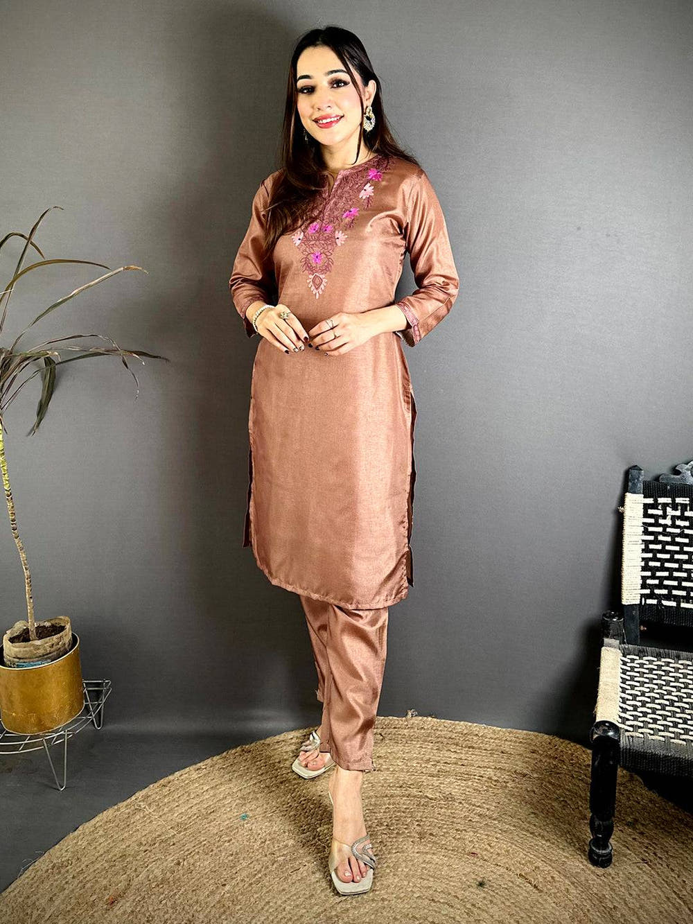 Stylish Manipuri Crew Neck Kurti