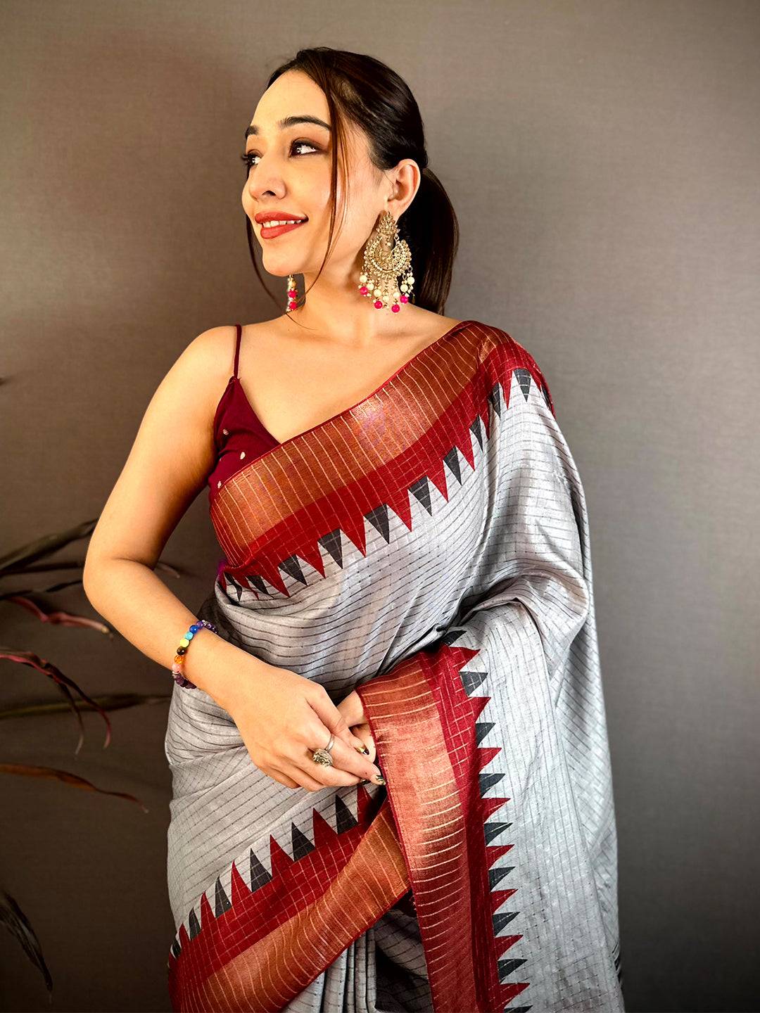 Elegant Black Zari Checks Designer Saree