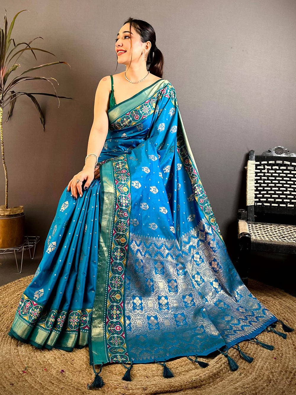 Radiant Gold Zari Double Tone Pattu Saree