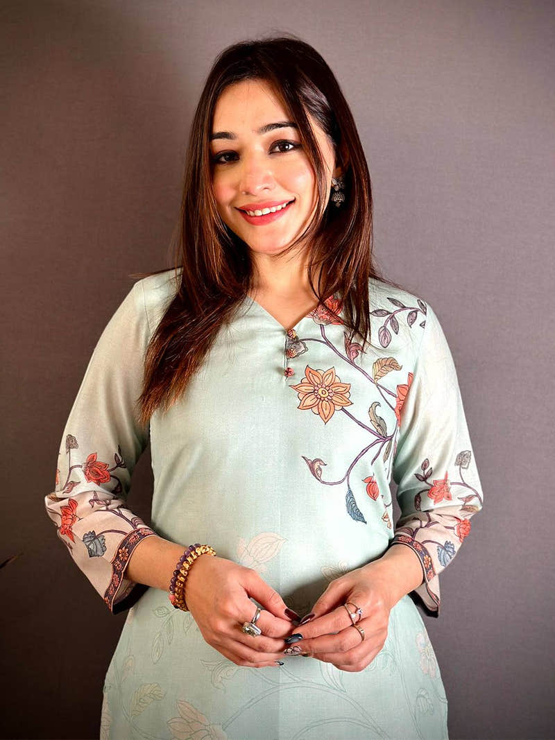Mul Cotton Kalamkari V Neck Kurti