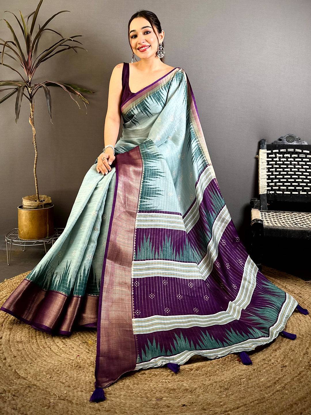 Royal Soft Dola Self Zari Katha Weaving Saree