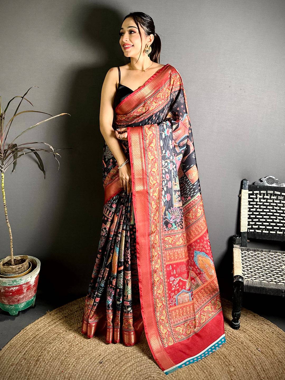 Graceful Pashmina Printed Zari Border Saree