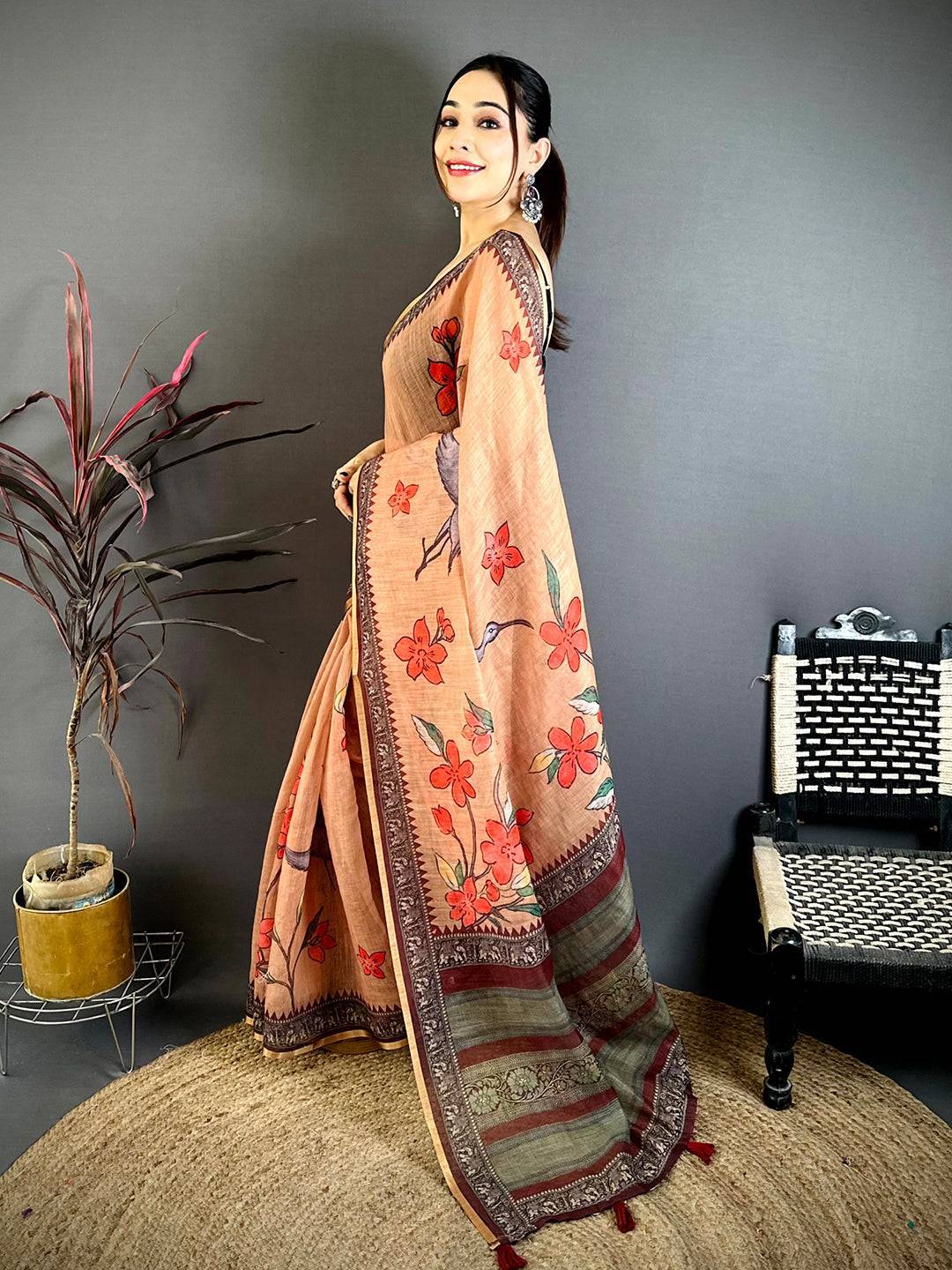 Radiance Linen Floral Kalamkari Saree