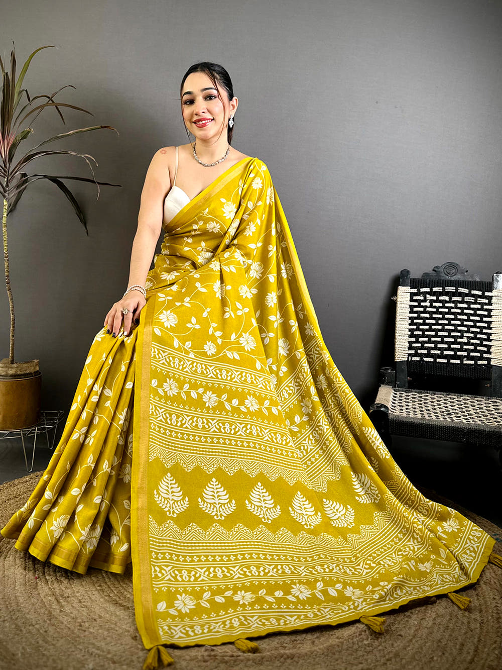 Mustard Leaf Printed Mul Cotton Saree
