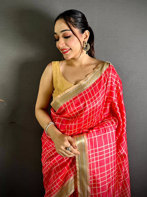 Soft Silk Checks Gaji Lakda Patta Saree