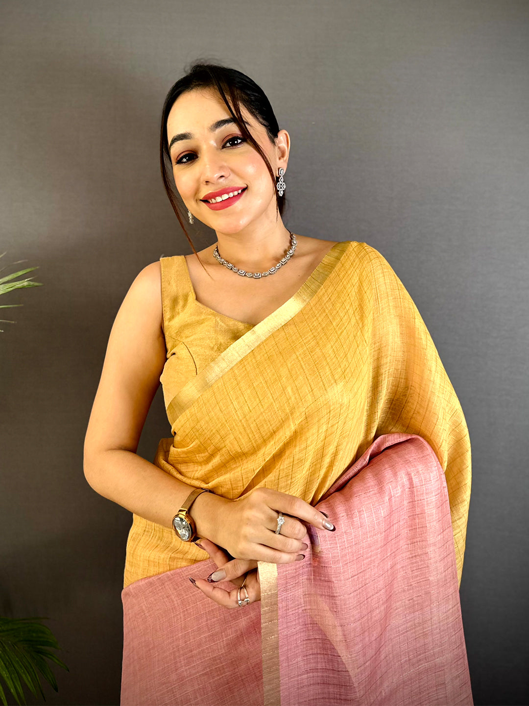 Graceful  Linen 90 Zari Check Saree