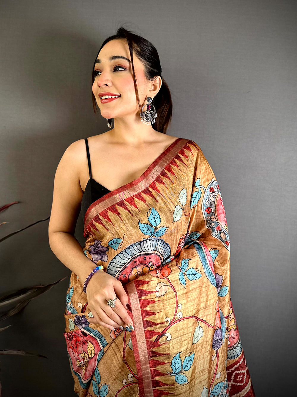 Regal Pochampally Art Pallu Tussar Saree