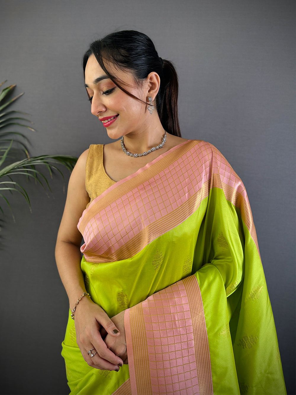 Green Kolam Zari Butta Soft Silk Saree
