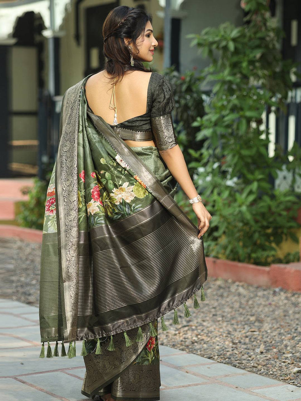 Dark Green Colour Pure Viscose Dola Silk Floral Print Saree
