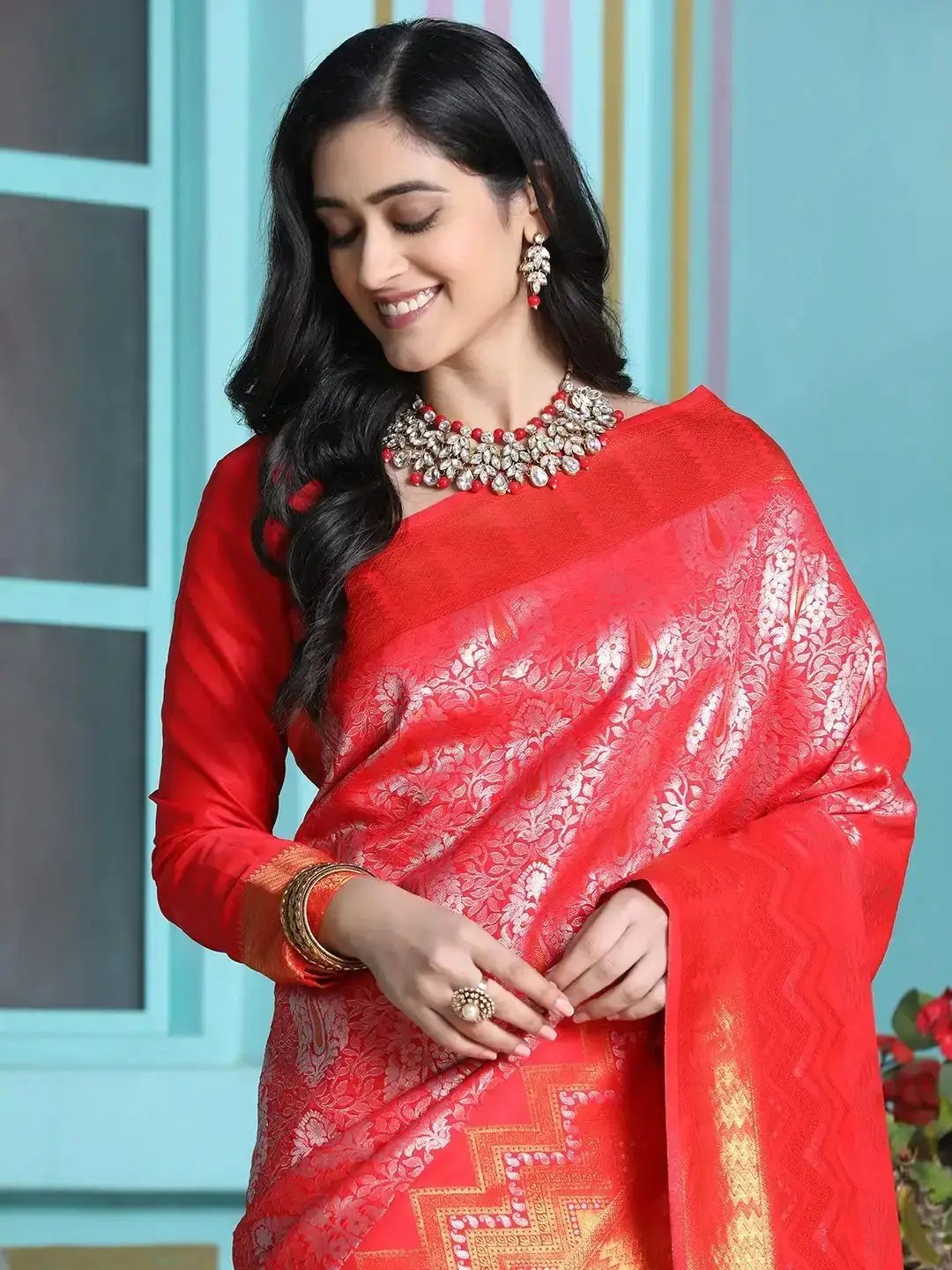 Exclusive Kanjivaram Silk Saree With Zari Work