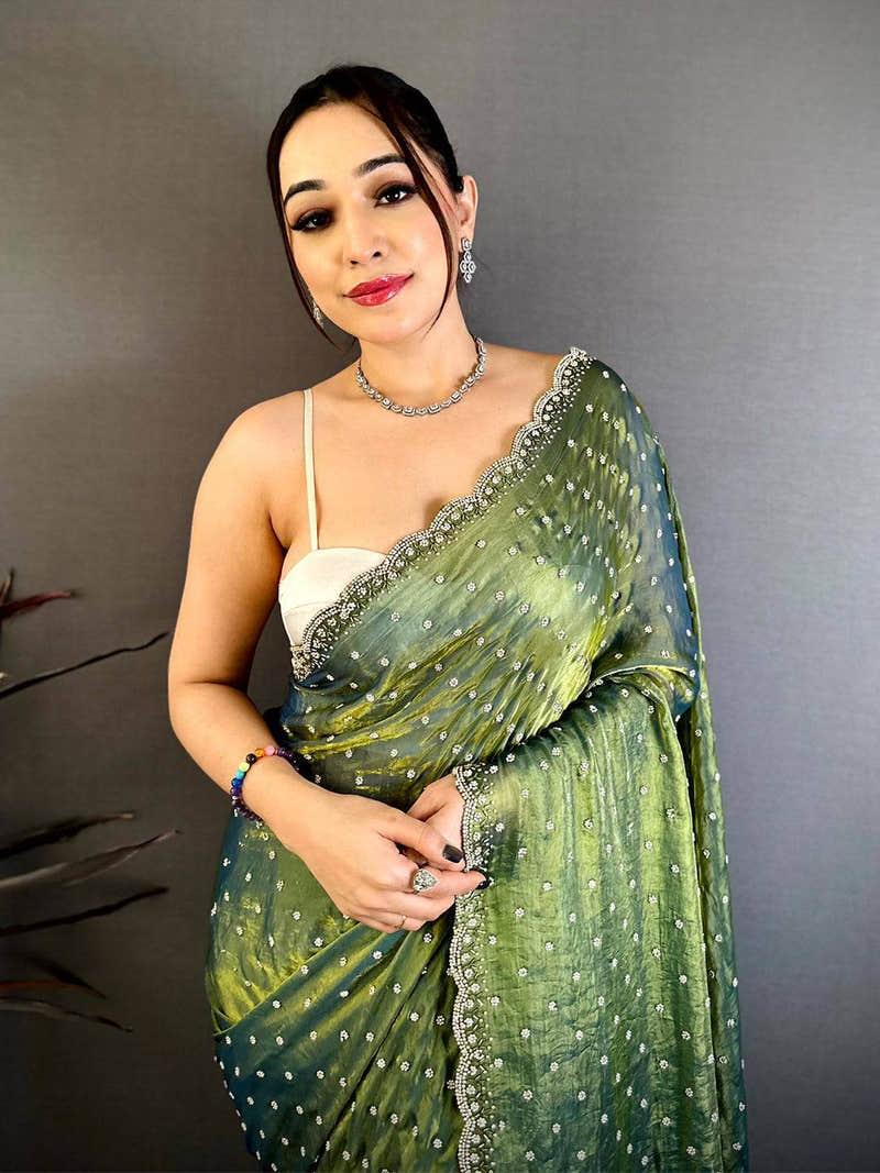 Royal Pearl Zircon Embellished Saree
