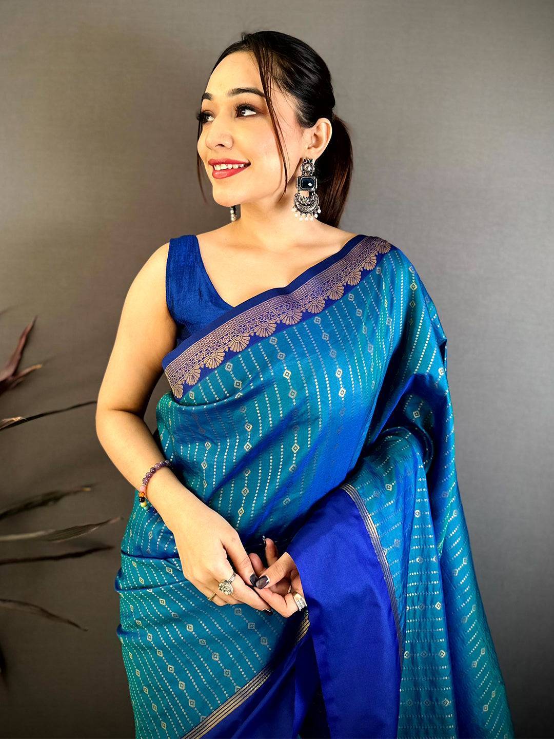 Teal Classic Soft Silk Gadwal Saree