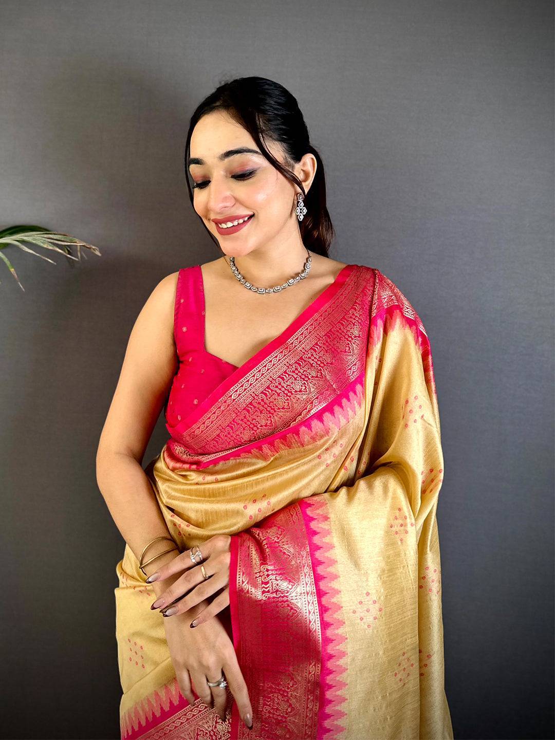 Cream Bandhej Weave Kanchi Pattu Saree

