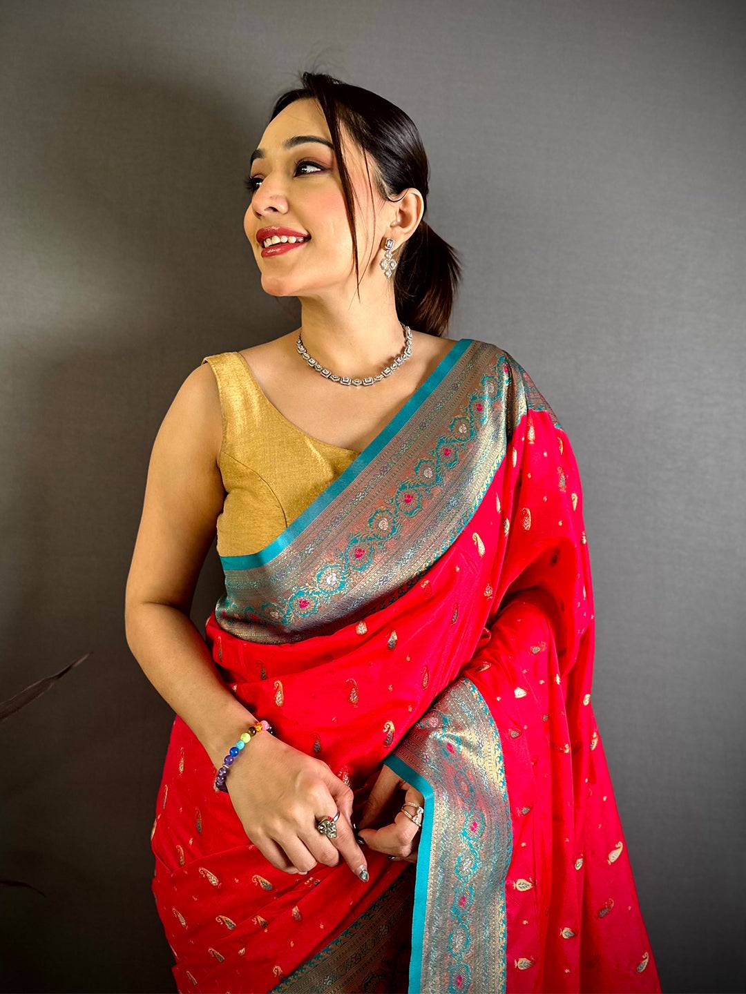 Classic Dual Shade Kanjivaram Saree