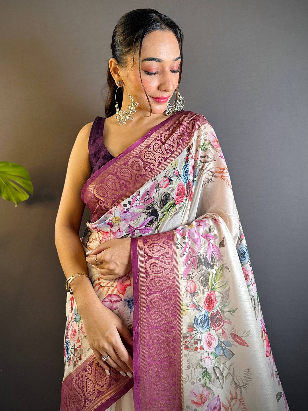 Cream Floral Cotton Rich Pallu Saree