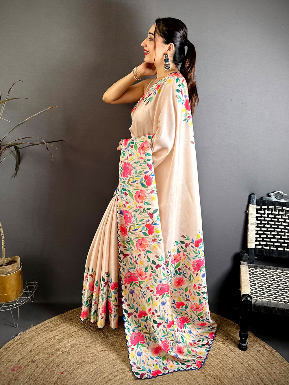 
Floral Garden Cutwork Tussar Saree