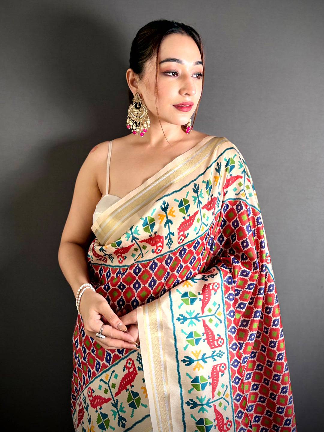 Stylish Ikkat Soft Kanchi Silk Saree