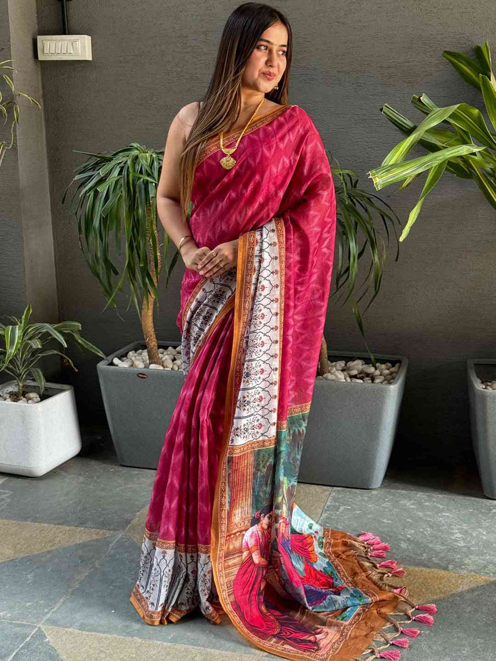 Traditional rani Ikkat saree with Kalamkari block print
