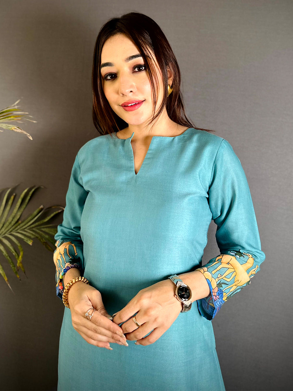 Kalamkari V Slit NecK Mul Kurti