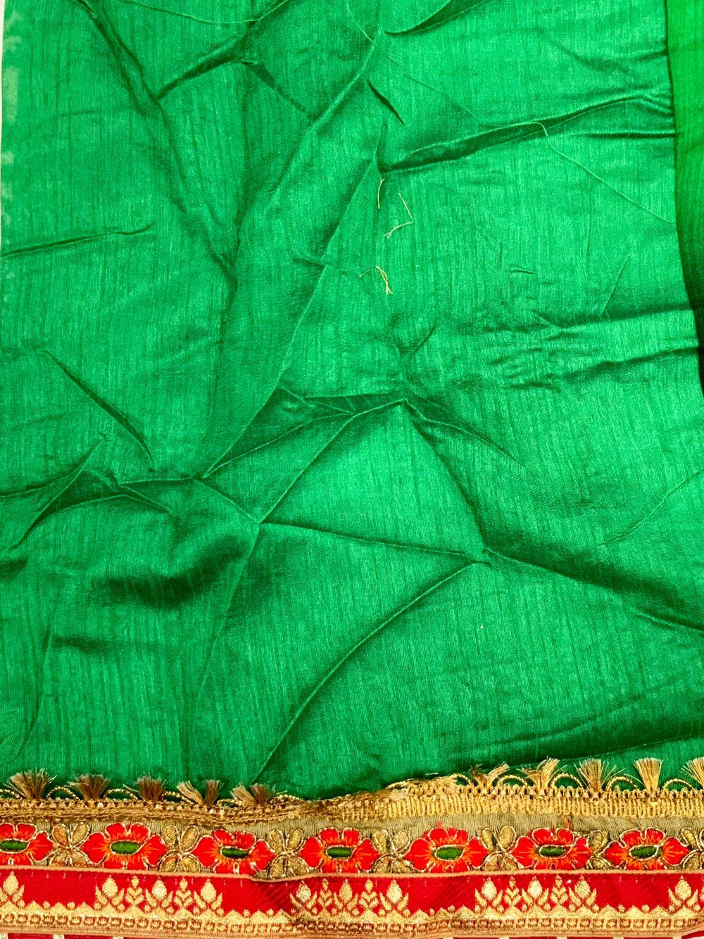 Elegant Chinnon Chiffon Bandhej Saree