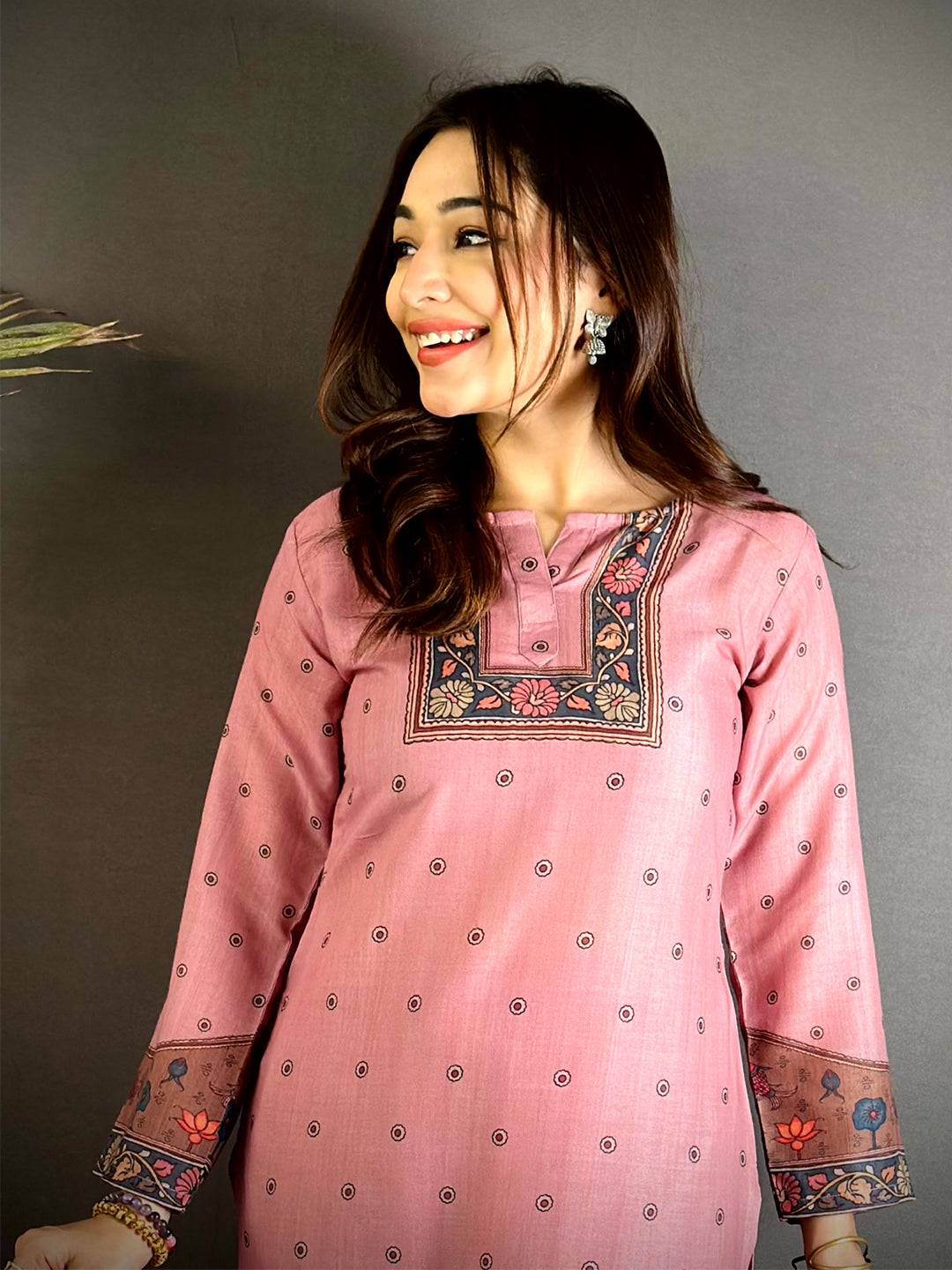 Round Neck Kalamkari Art Kurti


